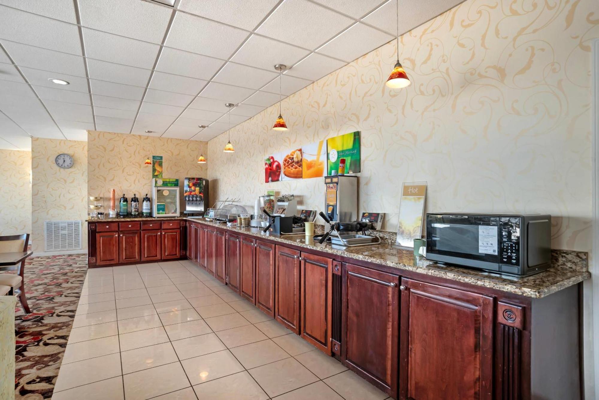 Quality Inn & Suites Near Lake Eufaula Eksteriør bilde